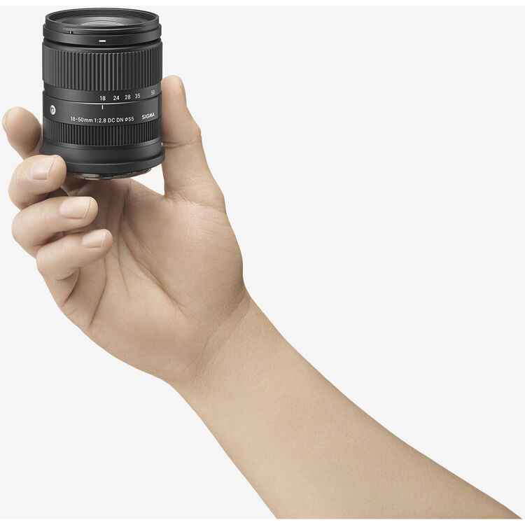 Sigma 18-50mm f/2.8 DC DN Contemporary (Monture Sony E) — vue 4