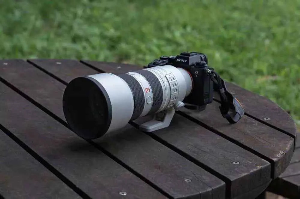 Sony FE 70-200 mm f/2.8 G Master OSS II - Motion19 — vue 4