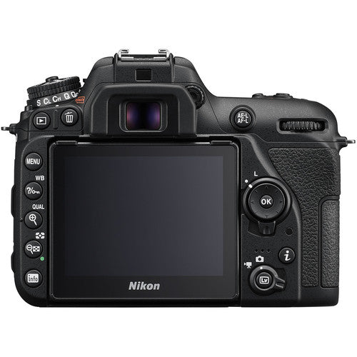 Nikon D7500 + 18-140mm