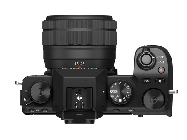 Fujifilm X-S10 + XC 15-45 mm f/3.5-5.6  (Précommande)